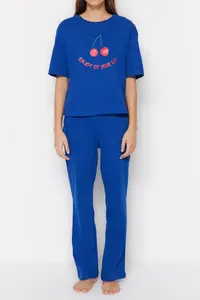 TRENDYOLMİLLA Navy Blue 100% Cotton Cherry Printed Knitting Pajama Set - Image 5