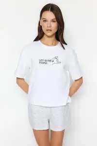 TRENDYOLMİLLA White Cotton Striped Slogan Printed OF shorts Knitting Pajama Set