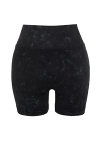 TRENDYOLMİLLA Black seamless/Seamless Washable Knitting Sports Shorts/Short Leggings - Image 8