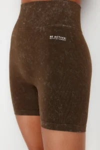 TRENDYOLMİLLA Brown seamless/Seamless Washable Knitting Sports Shorts/Short Leggings