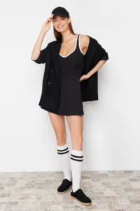 TRENDYOLMİLLA Black Piping Detailed 2 Layer Tennis Knitting Sports Dress with Shorts - Image 3