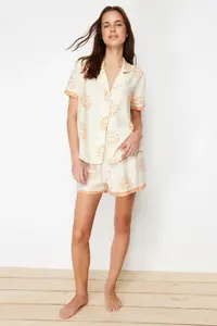 TRENDYOLMİLLA Ecru-Orange Güneş Patterned Viscose OF shorts Weaving Pajama Set - Image 2