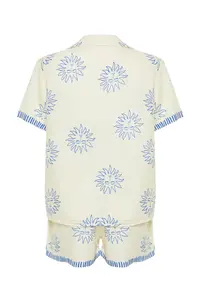 TRENDYOLMİLLA Ecru-Navy Blue Sun Patterned Viscose OF shorts Weaving Pajama Set - Image 8