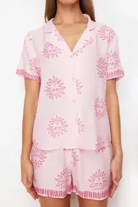 TRENDYOLMİLLA Pink Güneş Patterned Viscose OF shorts Weaving Pajama Set - Image 4