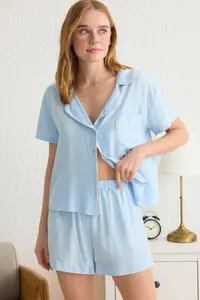 TRENDYOLMİLLA Mavi Piping Detailed Viscose OF shorts Weaving Pajama Set