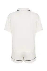 TRENDYOLMİLLA White Piping Detailed Viscose OF shorts Weaving Pajama Set - Image 7