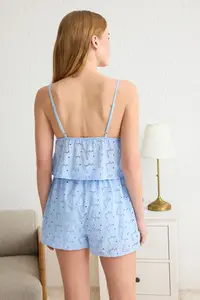 TRENDYOLMİLLA Mavi Floral Lined Kendinden Patterned OF shorts Weaving Pajama Set - Image 5