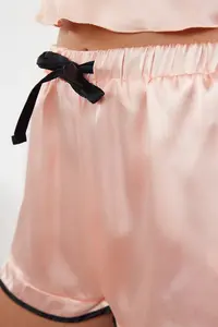 TRENDYOLMİLLA Salmon Piping and Ribbon/Bow/Binding Detailed Satin OF shorts Weaving Pajama Set - Image 4