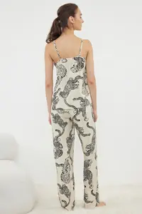 TRENDYOLMİLLA Cream Kaplan Patterned Rope Sleeveless Viscose Weaving Pajama Set - Image 5
