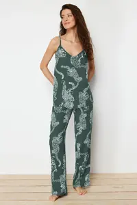 TRENDYOLMİLLA Green Kaplan Patterned Rope Sleeveless Viscose Weaving Pajama Set - Image 2