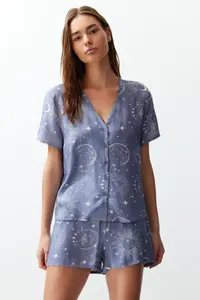 TRENDYOLMİLLA Women Couple Blue Galaxy Patterned Viscose OF shorts Weaving Pajama Set - Image 4
