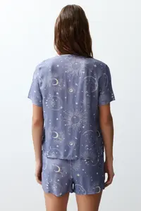 TRENDYOLMİLLA Women Couple Blue Galaxy Patterned Viscose OF shorts Weaving Pajama Set - Image 7