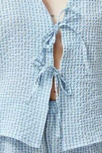 TRENDYOLMİLLA Mavi textured Gingham Lacing/Ribbon/Bow Detailed OF shorts Weaving Pajama Set - Image 4