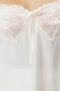 TRENDYOLMİLLA Bride/Bridal White Lace Ribbon/with bow with buckle Satin OF shorts Weaving Pajama Set - Image 4