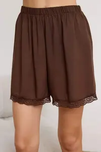 TRENDYOLMİLLA Brown Lace Viscose OF shorts Weaving Pajama Set - Image 3