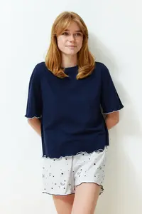 TRENDYOLMİLLA Navy Blue Galaxy Patterned OF shorts Knitting Pajama Set
