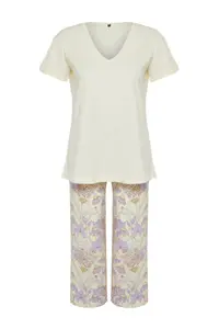TRENDYOLMİLLA Yellow Floral Capri Knitting Pajama Set - Image 7