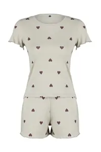 TRENDYOLMİLLA MINT Kalpli Slogan Printed Elastic Ribbed OF shorts Knitting Pajama Set - Image 7