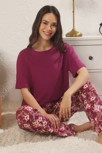 TRENDYOLMİLLA Fuchsia-Multicolored 100% Cotton Floral Knitting Pajama Set