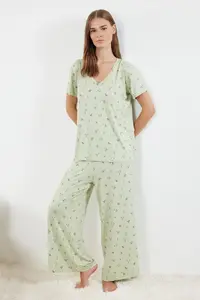 TRENDYOLMİLLA MINT-Multicolored Floral Knitting Pajama Set - Image 2
