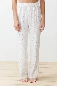 TRENDYOLMİLLA White-Multicolored Floral tied up and Rope Sleeveless Knitting Pajama Set - Image 5