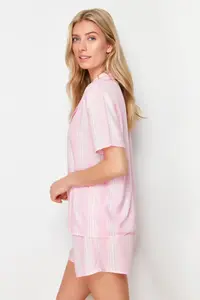 TRENDYOLMİLLA Pink Striped Piping Detailed Viscose OF shorts Weaving Pajama Set - Image 3