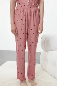 TRENDYOLMİLLA Dusty Rose Kalpli Knitting Pajama Set - Image 3