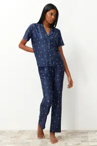 TRENDYOLMİLLA Navy Blue Kalpli Knitting Pajama Set - Image 2