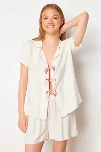 TRENDYOLMİLLA White Ribbon/Bow and Piping Detailed Viscose OF shorts Weaving Pajama Set