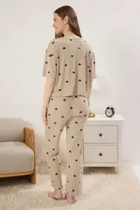 TRENDYOLMİLLA MINT Heart Slogan Tire Detailed Ribbed Knitting Pajama Set - Image 4