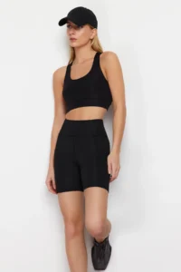 TRENDYOLMİLLA Black Double Pocket Detail Knitting Sports Shorts/Short Leggings - Image 2