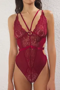 TRENDYOLMİLLA Dark Cherry Lace Cellular/Perforated Piping Detailed Wireless Knitting Bodysuit .D.00002 - Image 3