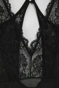 TRENDYOLMİLLA Black Tulle Lace Detailed Wireless Knitting Bodysuit .D.00008 - Image 6