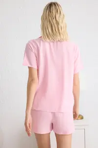 TRENDYOLMİLLA Pink Heart Embroidered Piping Detailed Viscose OF shorts Weaving Pajama Set - Image 5