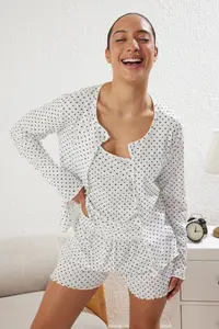 TRENDYOLMİLLA White 3 Sets Heart and Polka Dot Ribbed OF shorts Knitting Pajama Set