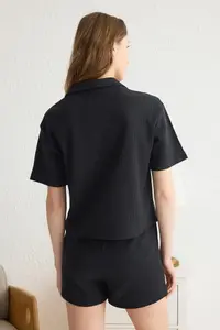 TRENDYOLMİLLA Anthracite Slogan Label Detailed Waffle Material OF shorts Knitting Pajama Set - Image 5