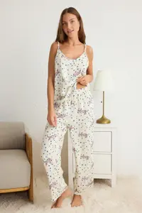 TRENDYOLMİLLA Ecru Hayvan Patterned Rope Sleeveless Viscose Weaving Pajama Set - Image 2