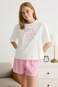 TRENDYOLMİLLA Pink 100% Cotton Striped Slogan Printed Uyku Banded OF shorts Knitting Pajama Set - Image 2