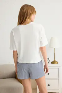 TRENDYOLMİLLA White-Blue 100% Cotton Striped Slogan Printed Uyku Banded OF shorts Knitting Pajama Set - Image 5