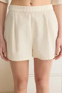 TRENDYOLMİLLA Beige Cotton tied up/with bow linen look OF shorts Weaving Pajama Set - Image 5