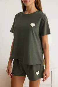 TRENDYOLMİLLA Khaki Cotton Heart Patchli OF shorts Knitting Pajama Set - Image 3