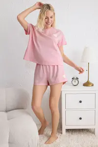 TRENDYOLMİLLA Pink Cotton Heart Patchli OF shorts Knitting Pajama Set