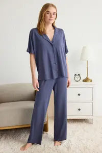 TRENDYOLMİLLA Navy Blue Rahat Pattern Viscose Knitting Pajama Set - Image 4