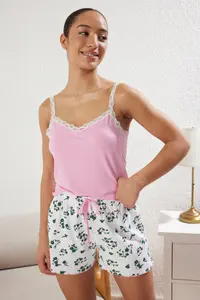 TRENDYOLMİLLA Pink Lace Detailed Sleeveless Top& flower patterned OF shorts Knitting Pajama Set