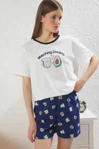 TRENDYOLMİLLA Women Couple/Cift White 100% Cotton Avokado Patterned OF shorts Knitting Pajama Set - Image 4