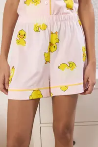 TRENDYOLMİLLA Pink 100% Cotton Duck Patterned Piped OF shorts Knitting Pajama Set - Image 3