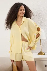 TRENDYOLMİLLA Yellow with bow/tied up Viscose OF shorts Weaving Pajama Set - Image 2