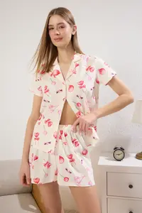 TRENDYOLMİLLA Ecru 100% Cotton Kalpli OF shorts Knitting Pajama Set
