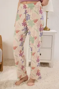 TRENDYOLMİLLA Dusty Rose 100% Cotton Floral Slogan Knitting Pajama Set - Image 3