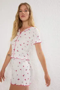 TRENDYOLMİLLA White-Pink 100% Cotton Floral Ribbon/with bow Ribbed OF shorts Knitting Pajama Set - Image 2